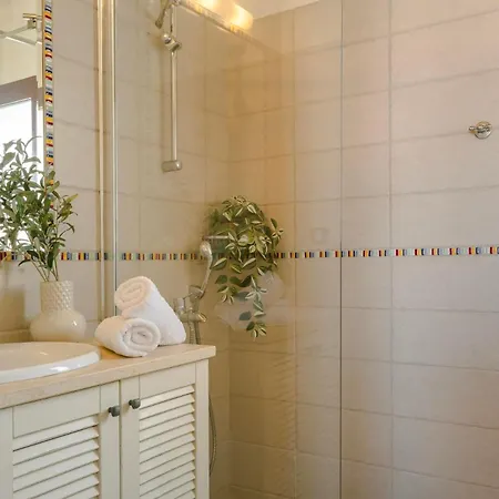 Ruggero By Vintage Travel Villa